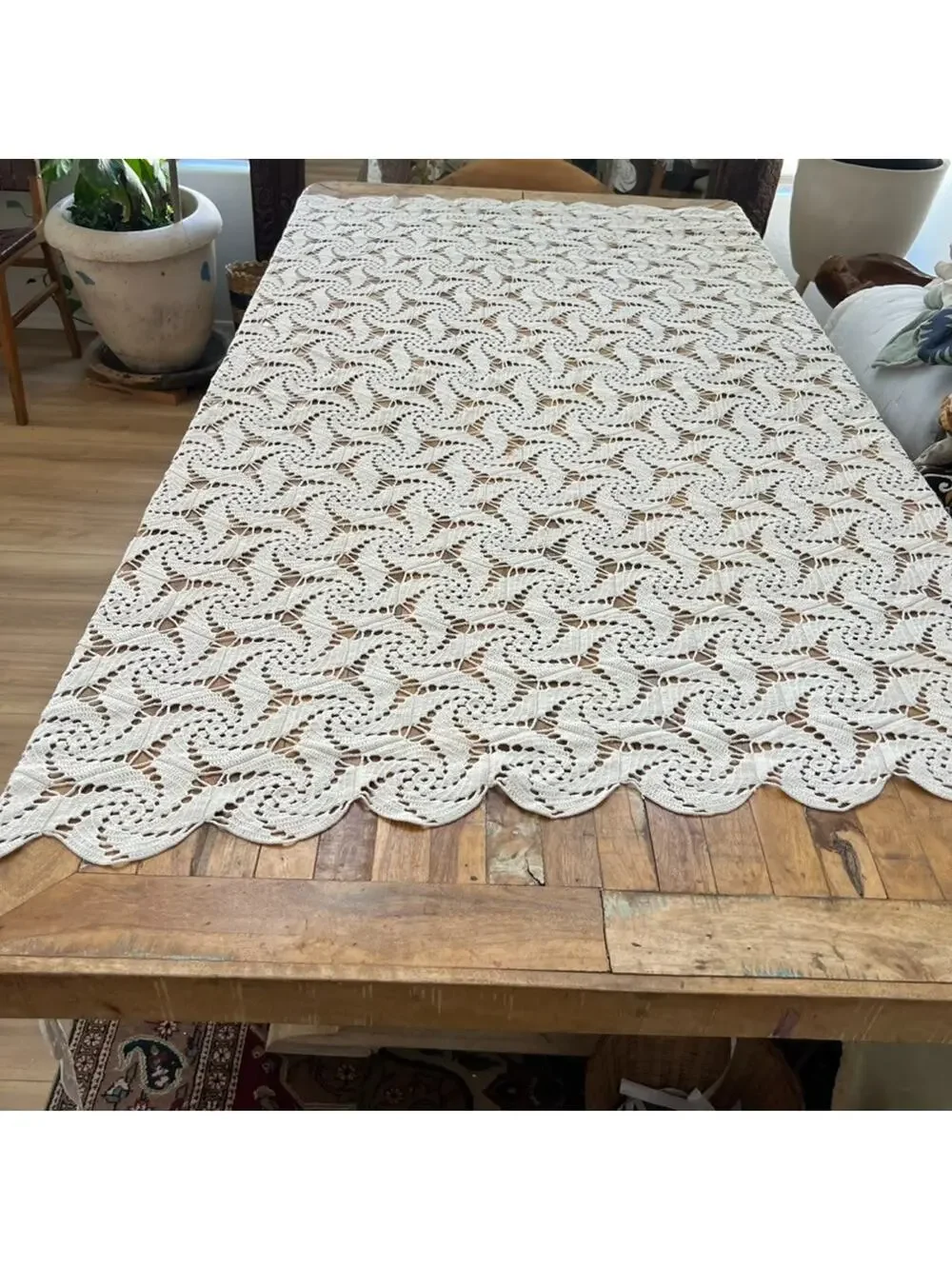 Antique Vintage Hand Crocheted Ivory Bedspread Tablecloth Coverlet 75”x86”